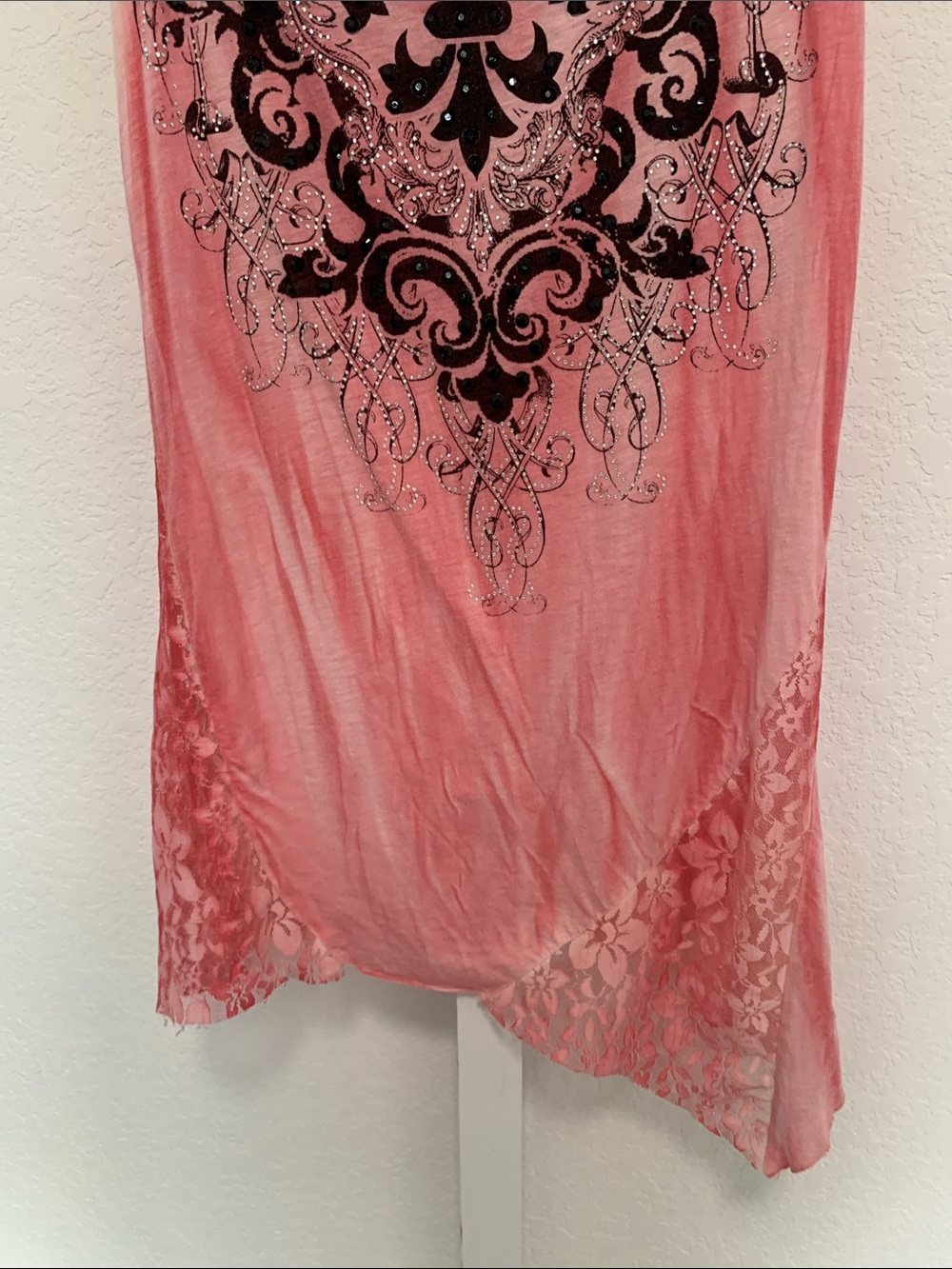 Y2K Pink Fleur de Lis Lace Panels Sleeveless Tunic Top - Picture 3 of 6